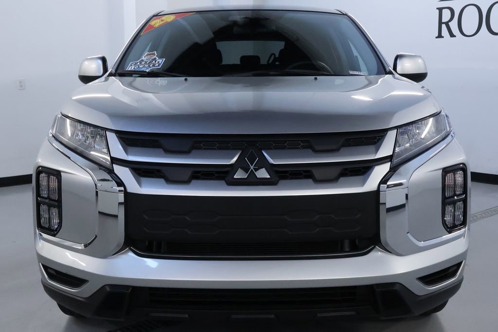 Used 2025 Mitsubishi Outlander Sport ES image 2