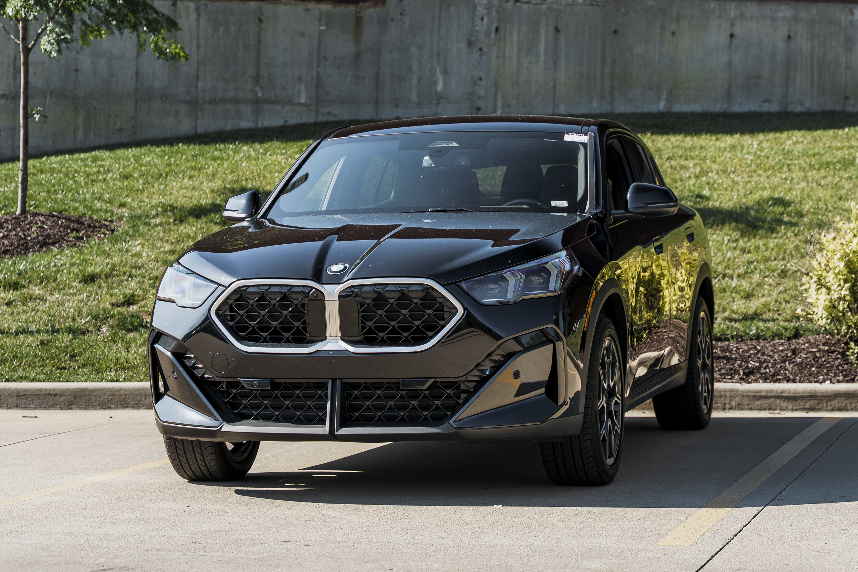 Used 2025 BMW X2 xDrive28i AWD/4WD image 7