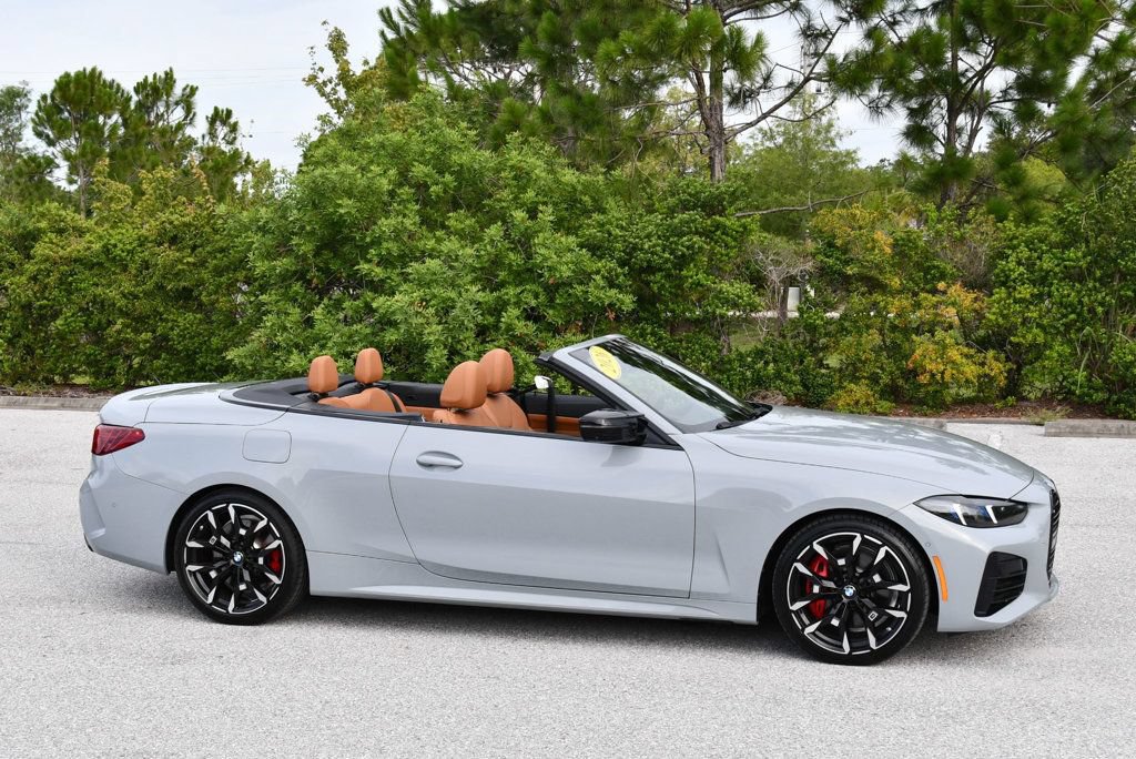 Used 2026 BMW M440i Convertible w/ Premium Package RWD image 8