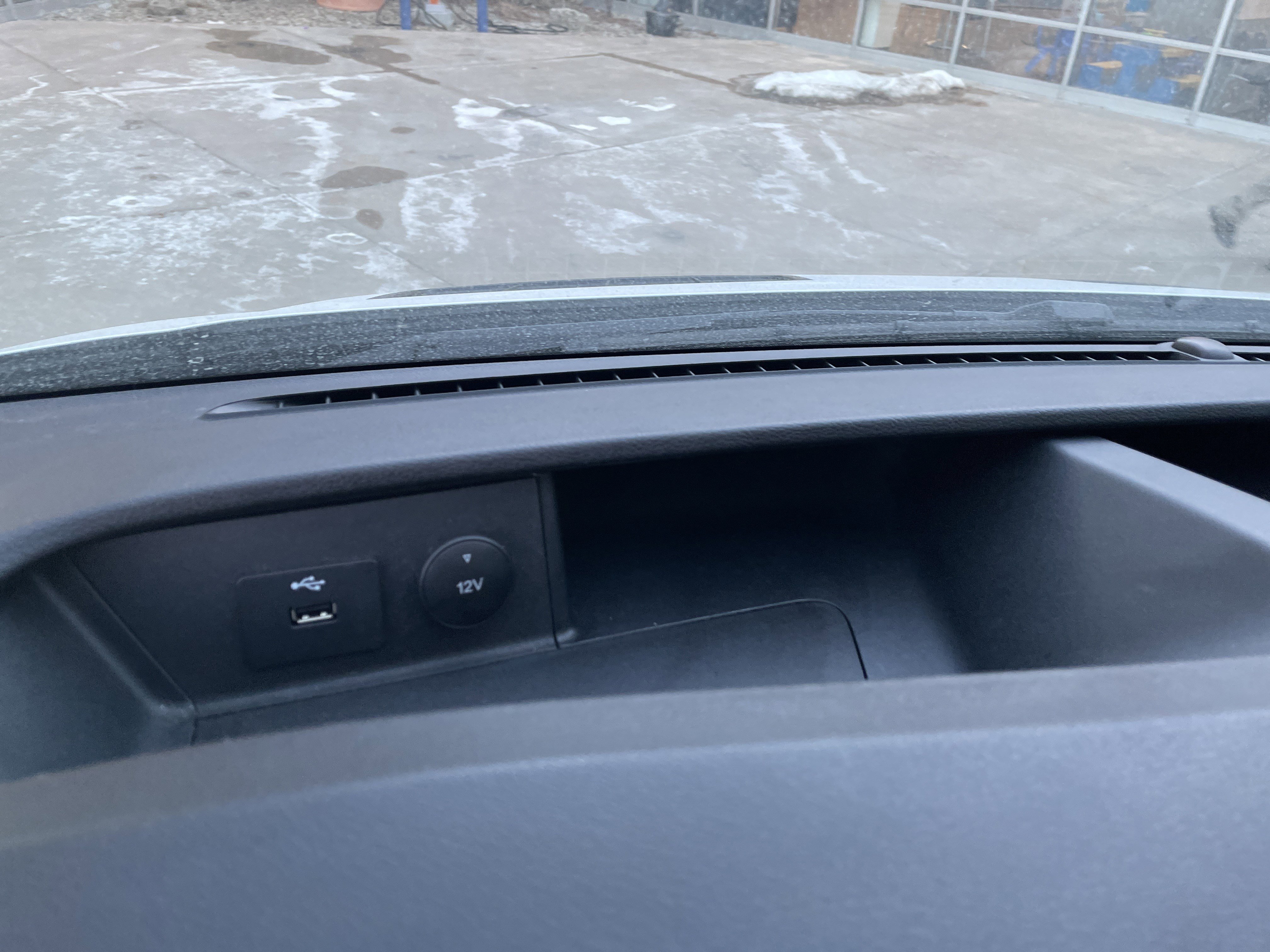 Used 2024 Ford Transit 250 Low Roof w/ Exterior Upgrade Package image 30