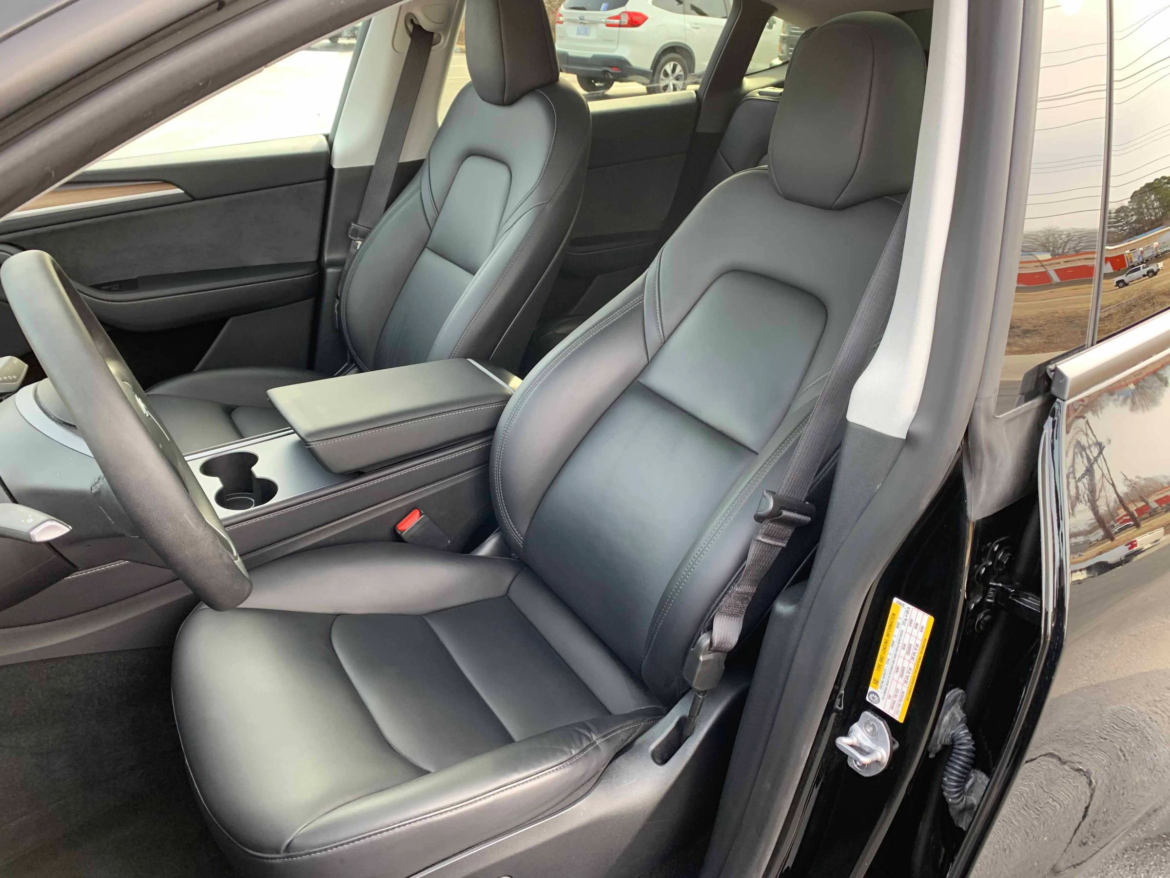 Used 2024 Tesla Model Y Long Range image 2