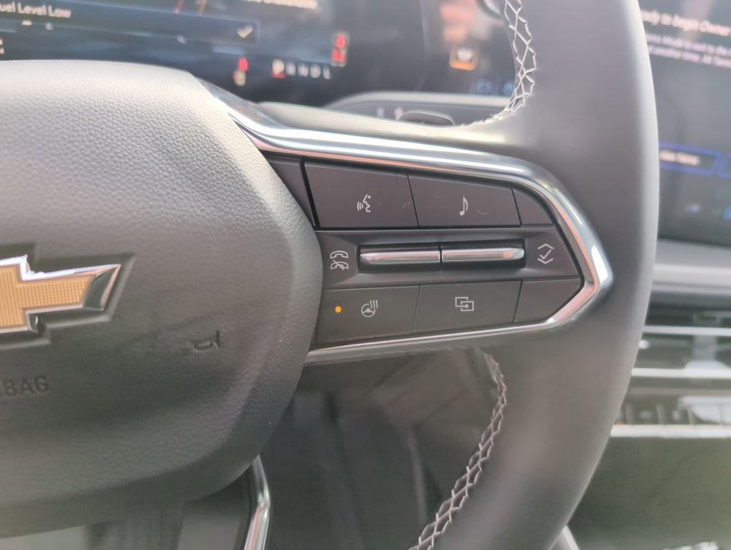 New 2026 Chevrolet Traverse LT w/ Sun and Wheel Package image 18