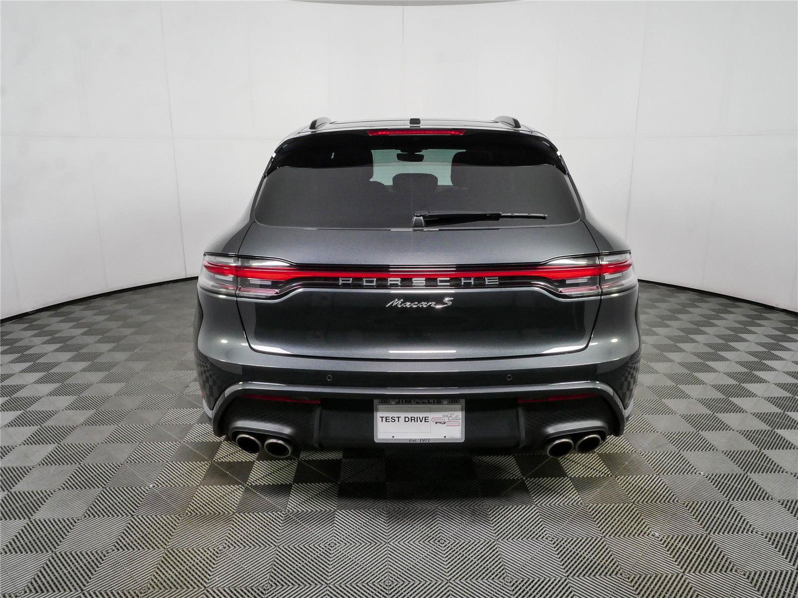Used 2025 Porsche Macan S AWD/4WD image 31