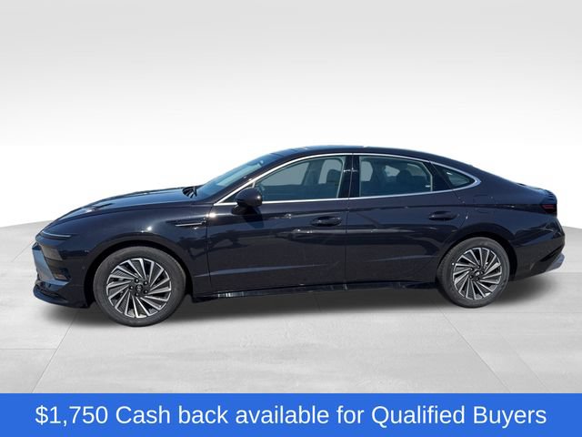 New 2026 Hyundai Sonata Limited FWD image 2
