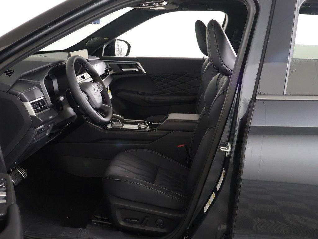 New 2026 Mitsubishi Outlander SEL Black Edition AWD/4WD image 32