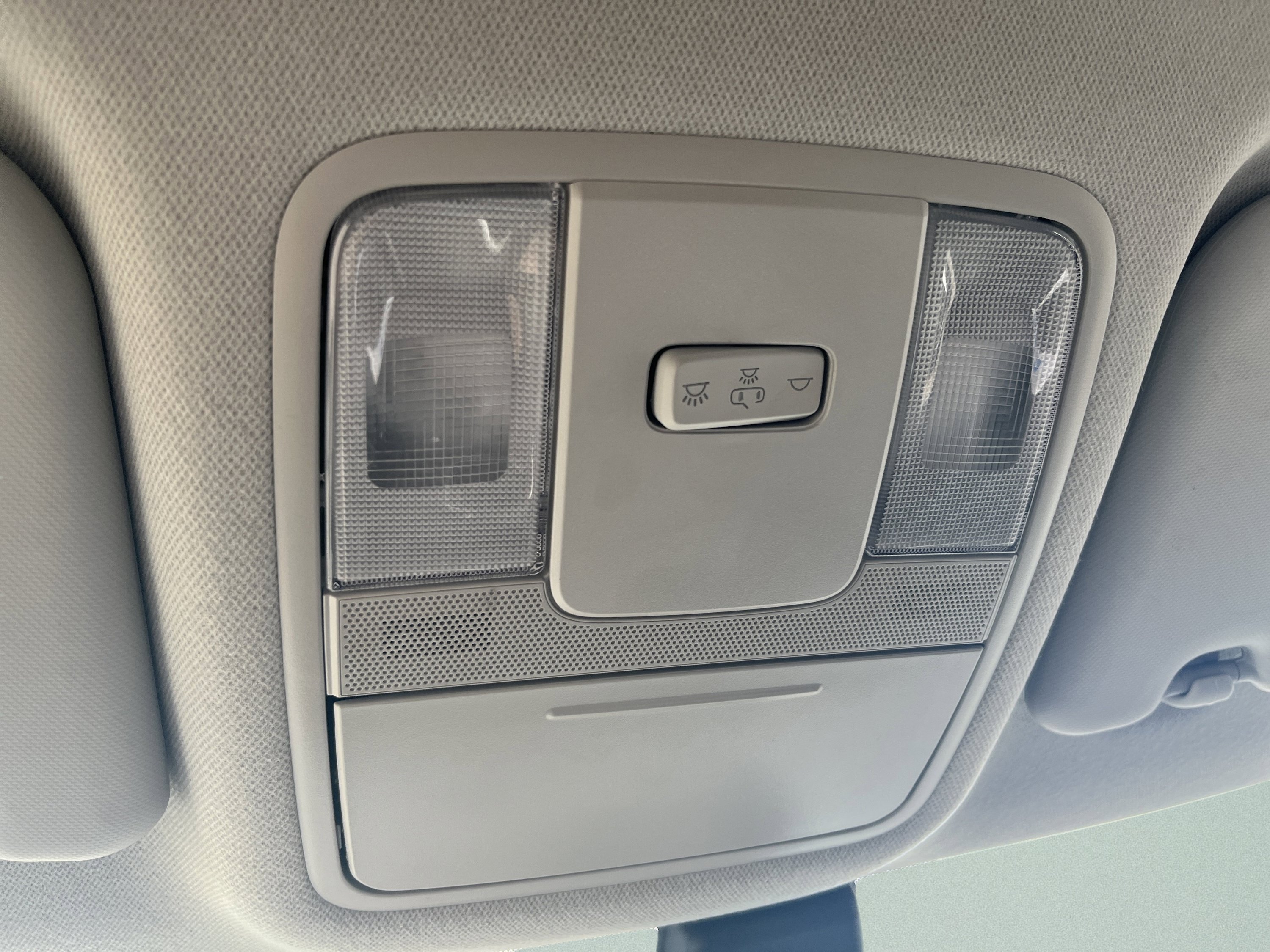 Used 2025 Kia Soul LX w/ LX Technology Package FWD image 10