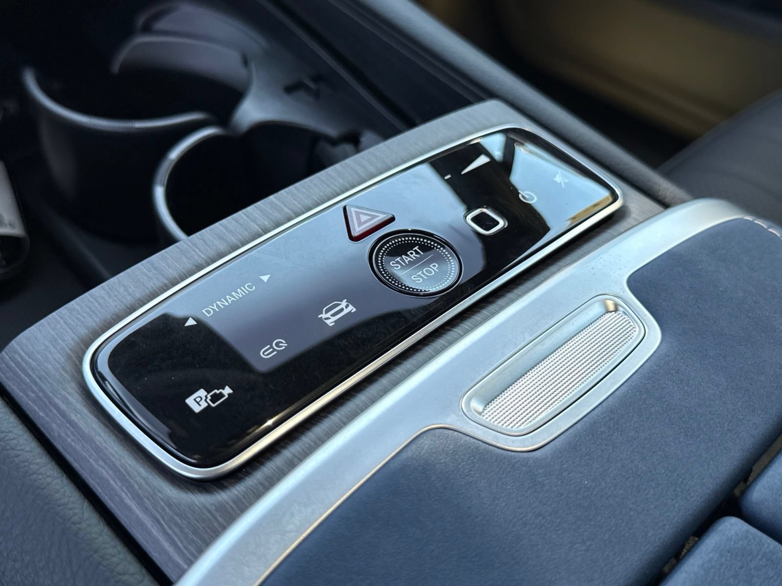 New 2026 Mercedes-Benz EQS 400 4MATIC SUV image 27