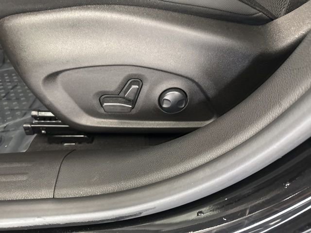 Used 2023 Jeep Renegade Latitude w/ Premium Group AWD/4WD image 15