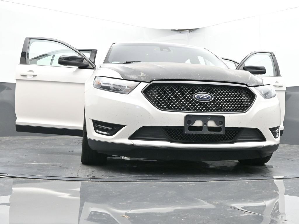 Used 2017 Ford Taurus SHO AWD/4WD image 68