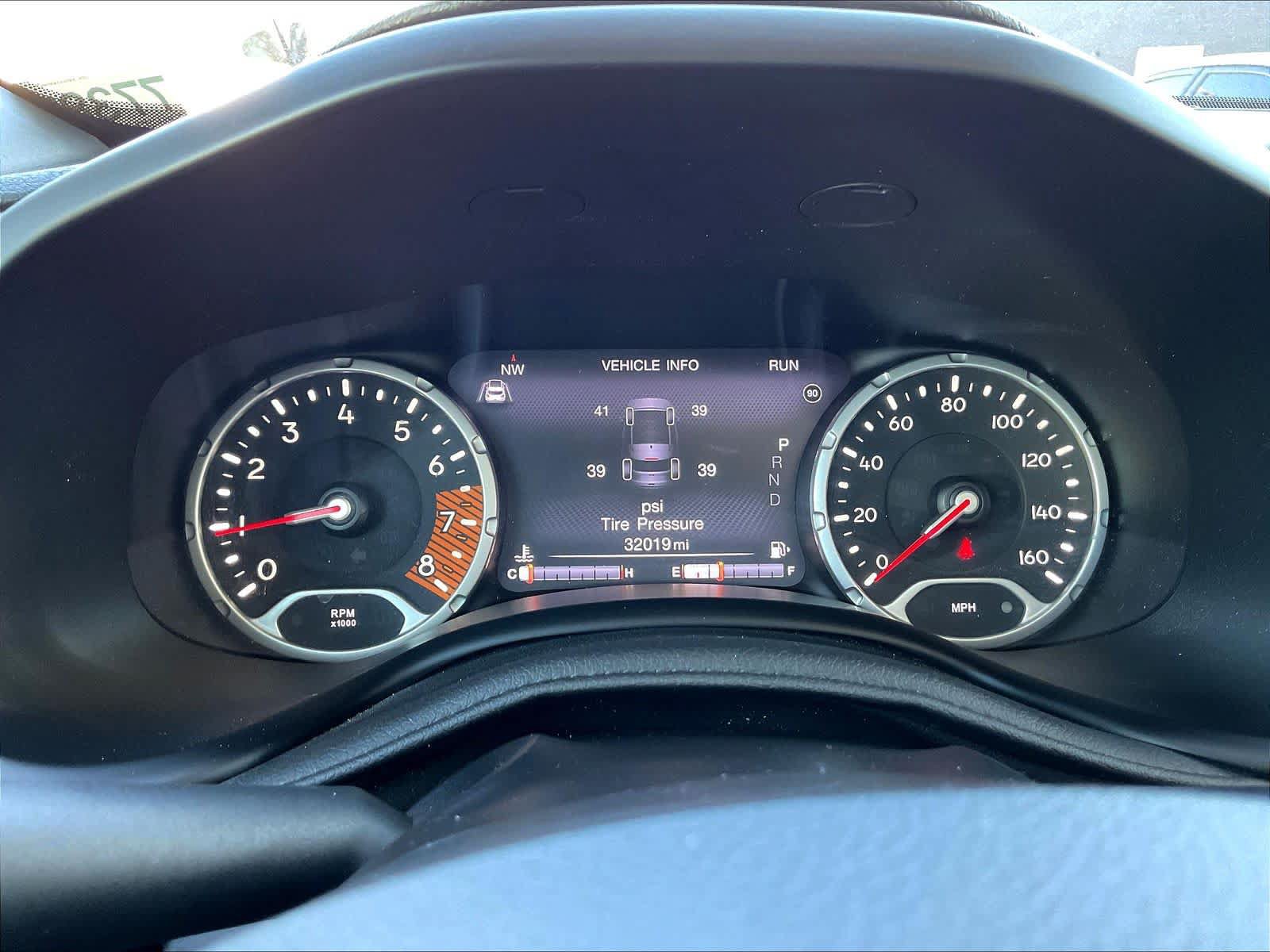 Used 2021 Jeep Renegade Latitude w/ Sun & Sound Group AWD/4WD image 20