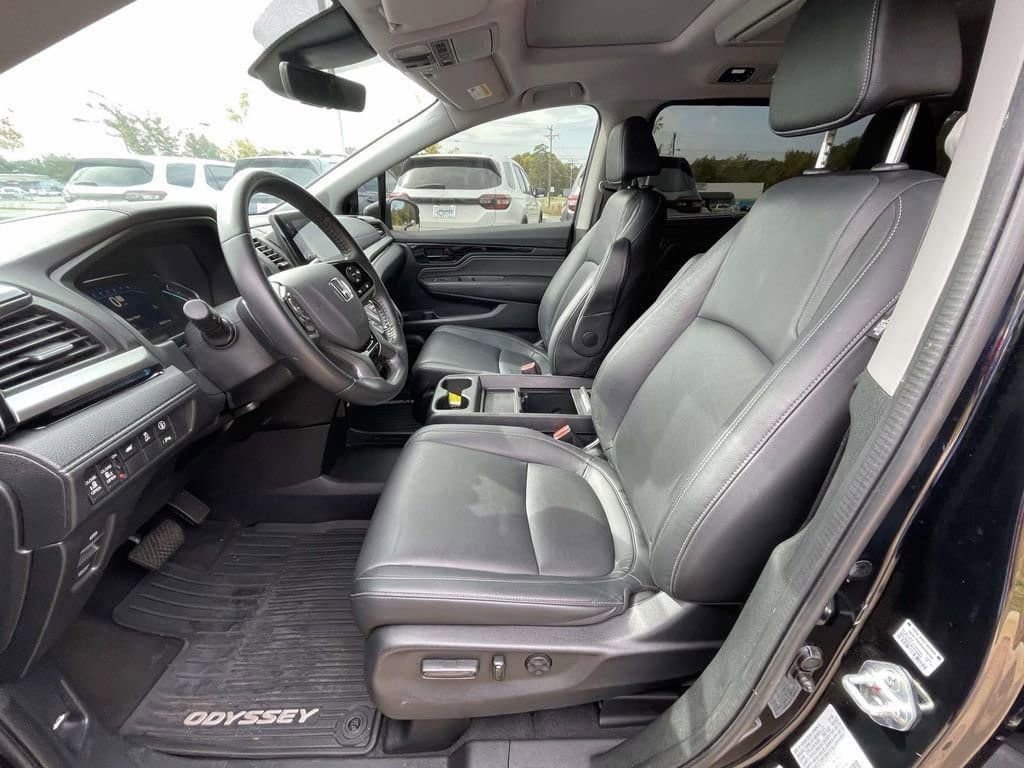 Used 2024 Honda Odyssey Touring image 18