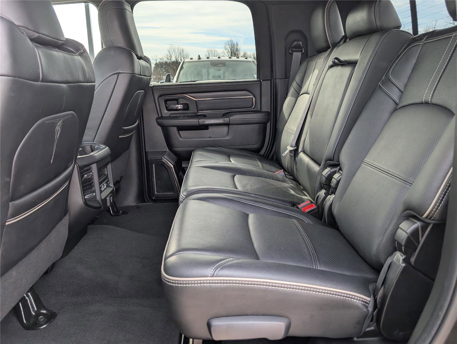 Used 2023 RAM 2500 Limited image 17