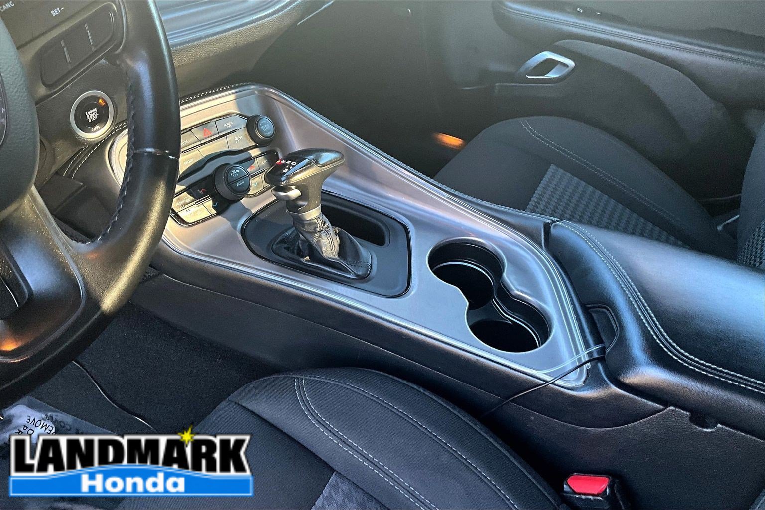 Used 2023 Dodge Challenger SXT RWD image 14