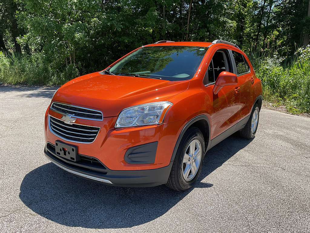 Used 2015 Chevrolet Trax LT AWD/4WD image 3