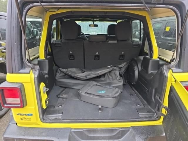 Used 2023 Jeep Wrangler Unlimited w/ Cold Weather Group image 13