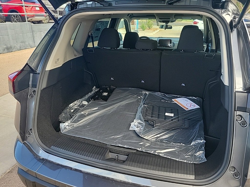 New 2026 Nissan Rogue S image 14