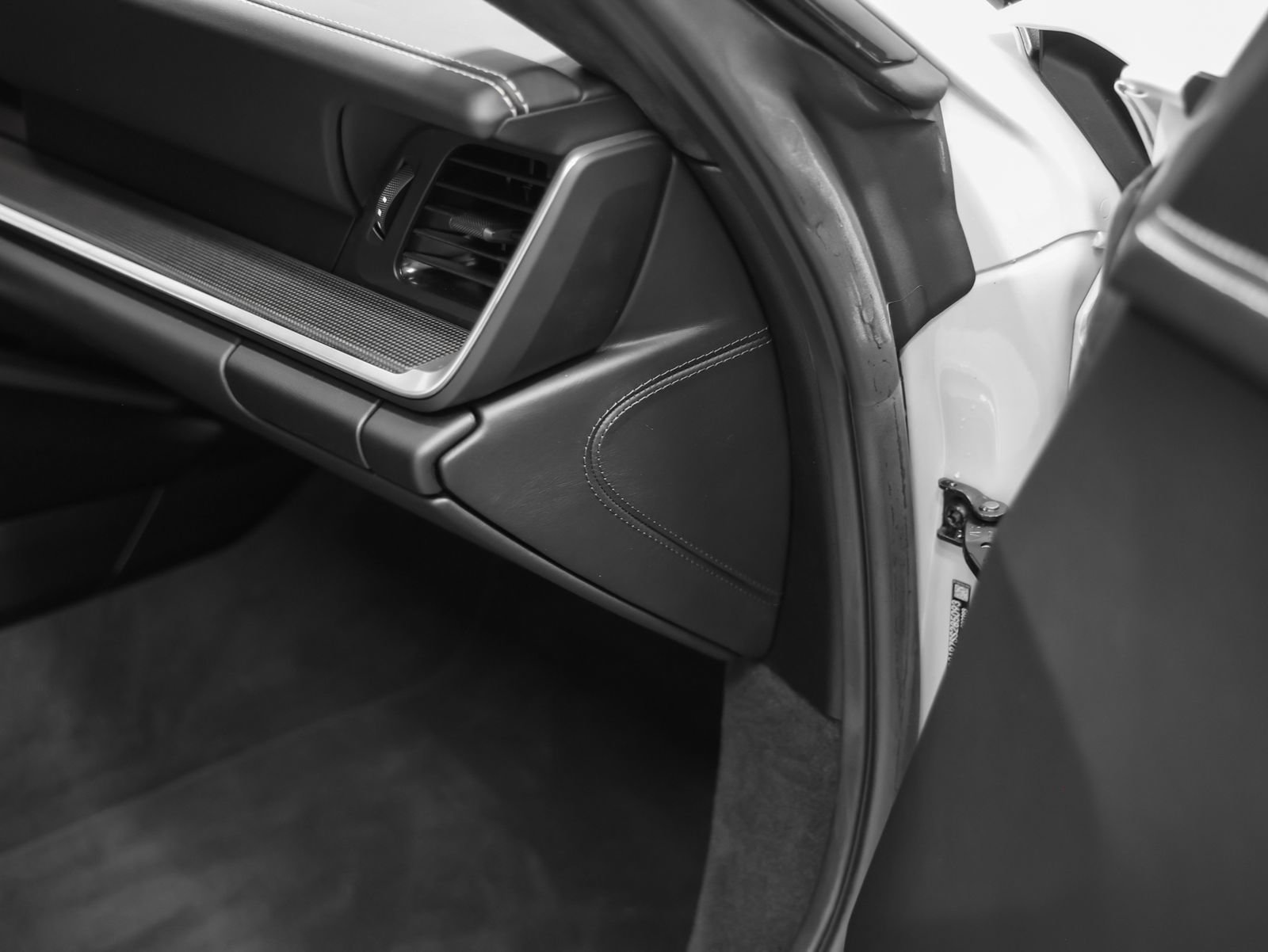 Certified 2025 Porsche 911 Turbo S AWD/4WD image 41