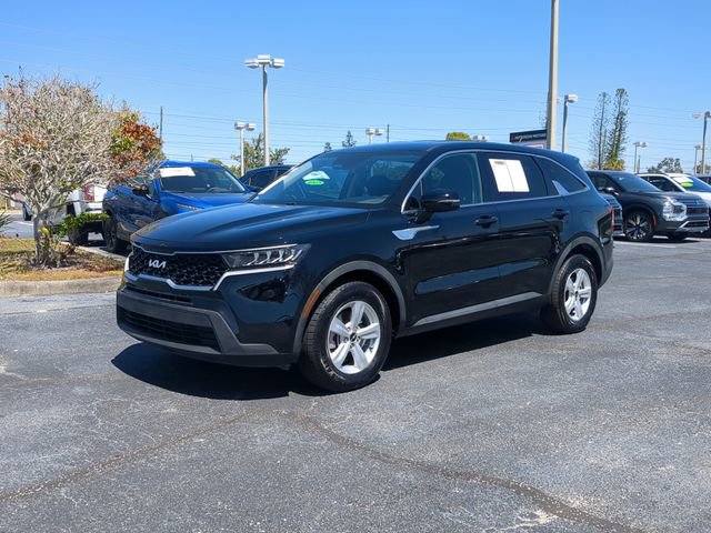 Used 2023 Kia Sorento LX video 2