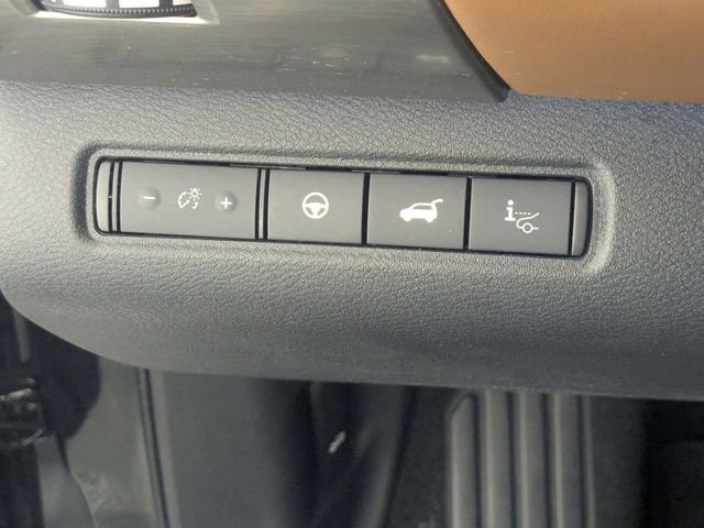 Used 2022 Nissan Pathfinder Platinum w/ Cargo Package image 16