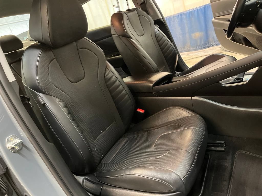 Used 2023 Hyundai Elantra Limited w/ Cargo Package FWD image 36