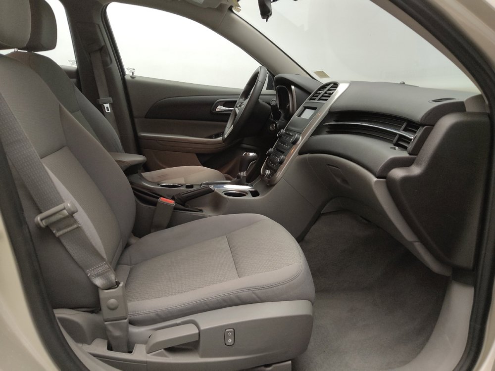Used 2015 Chevrolet Malibu LS image 21