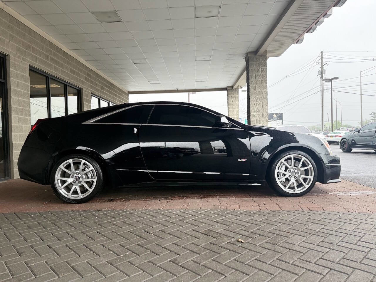 Used 2011 Cadillac CTS V w/ Wood Trim Package RWD image 17