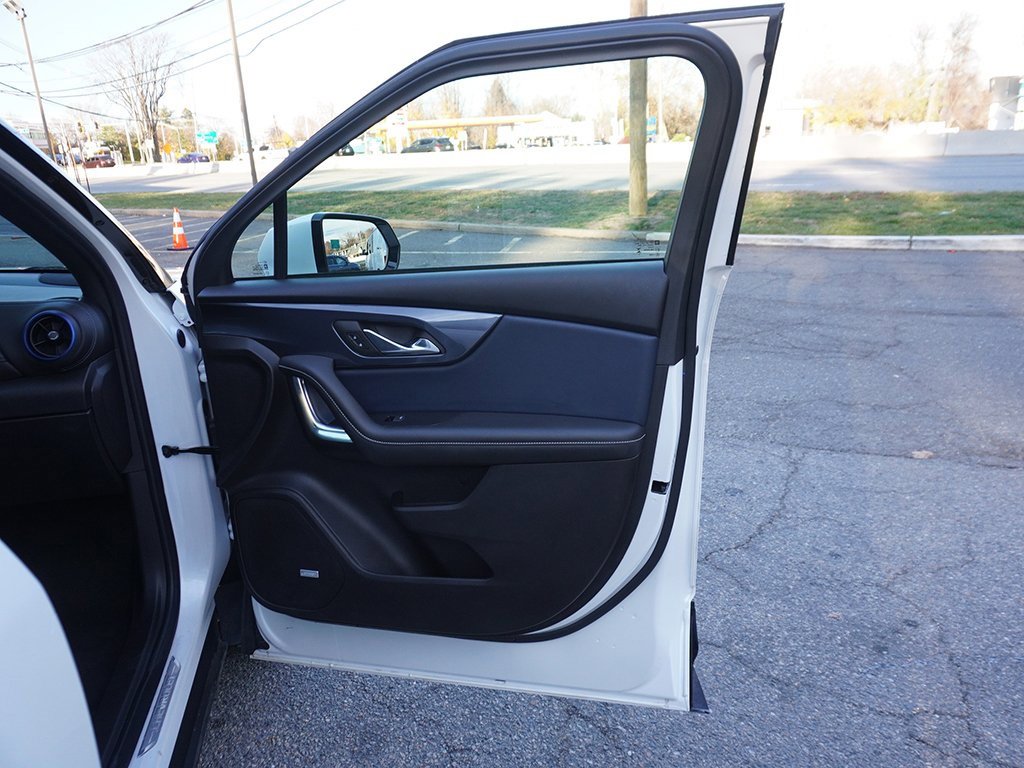 Used 2024 Chevrolet Blazer RS w/ Driver Confidence II Package image 28