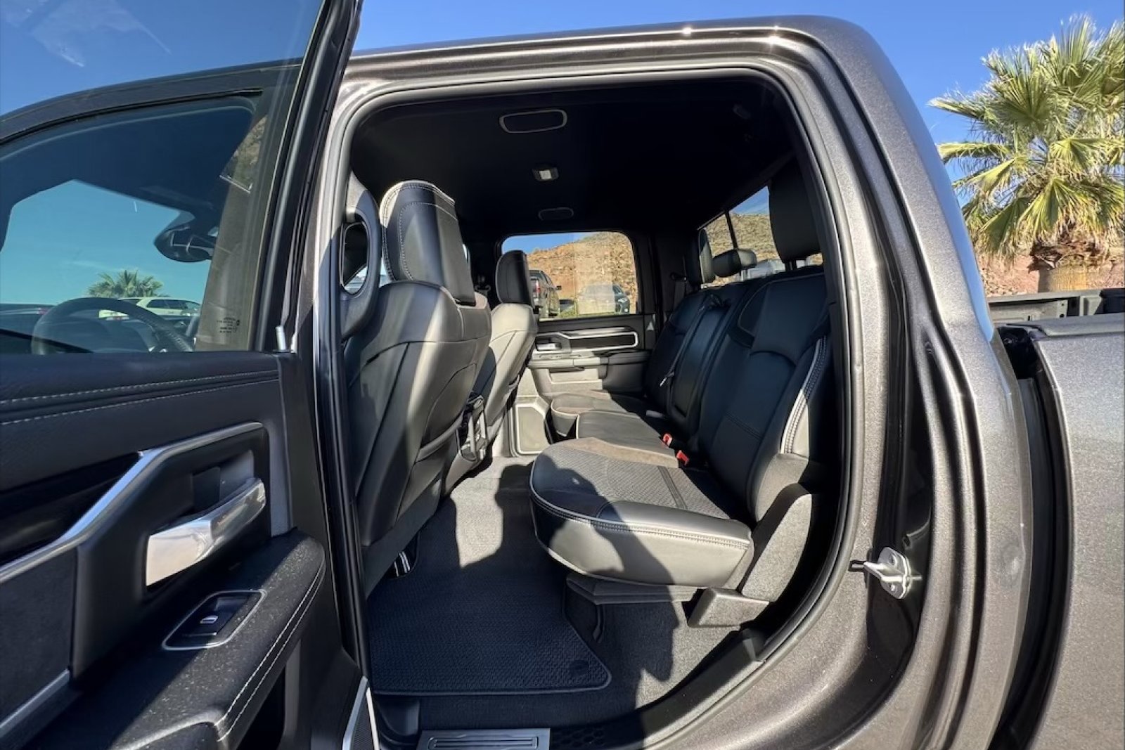 Used 2022 RAM 2500 Laramie image 10