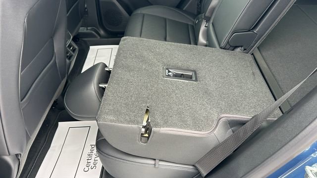 New 2026 Chevrolet Equinox LT w/ Convenience Package II image 35