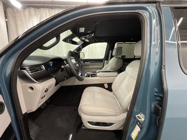 New 2026 Jeep Grand Wagoneer Summit w/ Rear Seat Video Group I AWD/4WD image 10