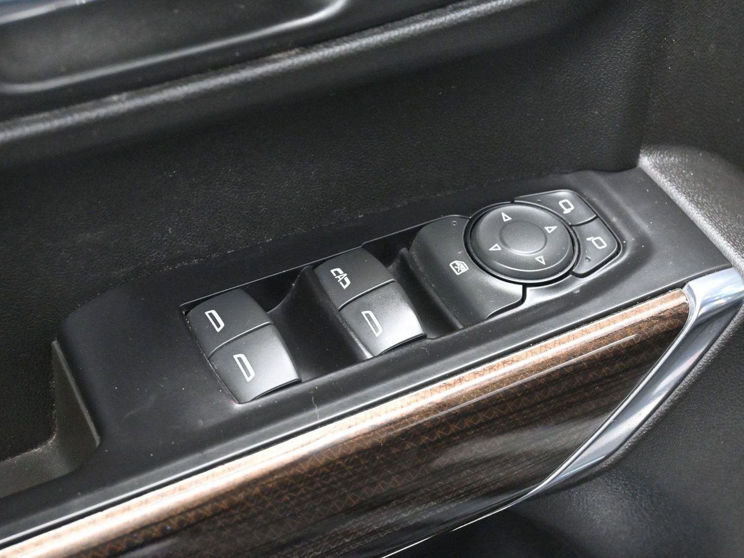 Used 2020 Chevrolet Silverado 1500 RST image 5