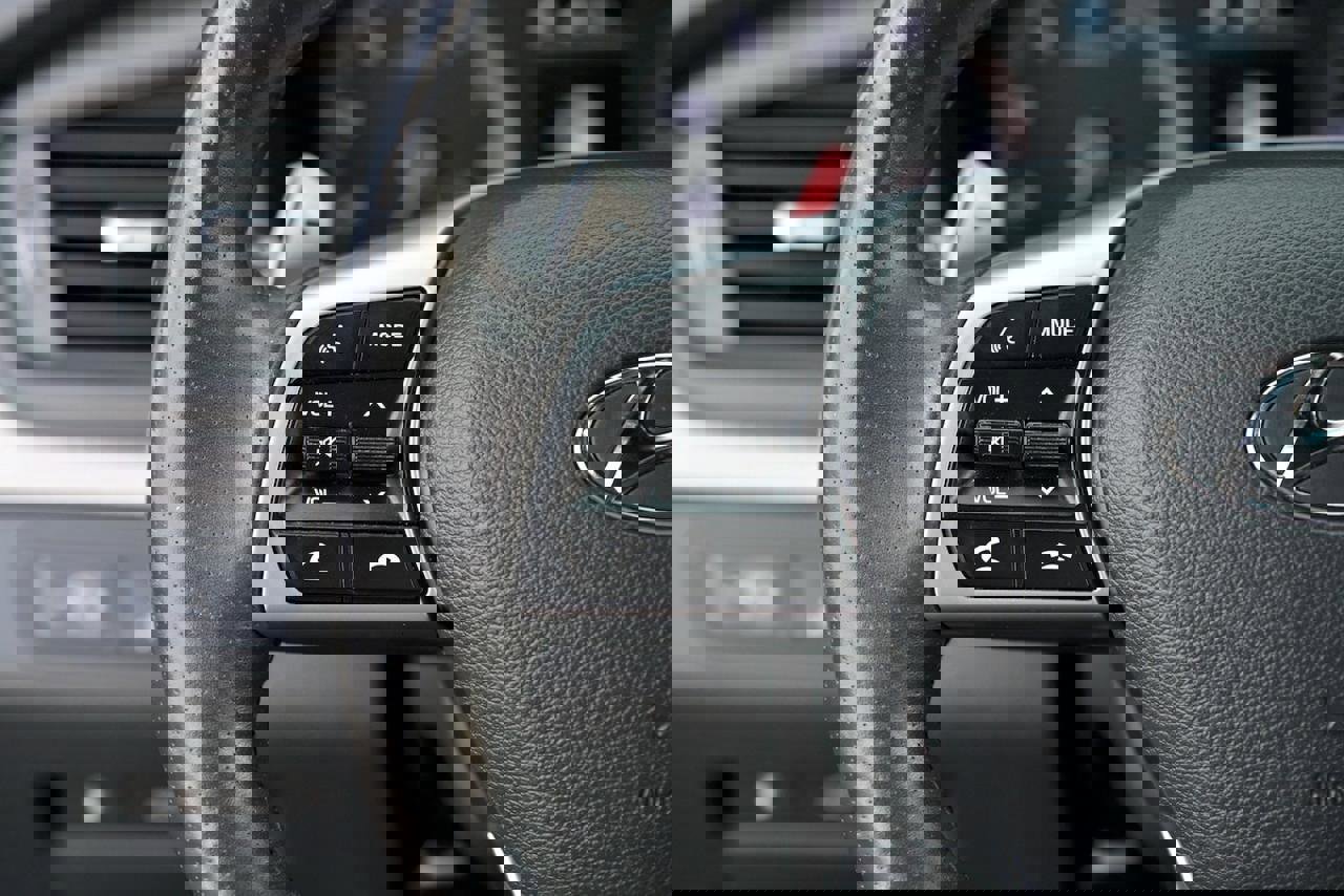 Used 2019 Hyundai Sonata Sport w/ Winter Weather Package image 21