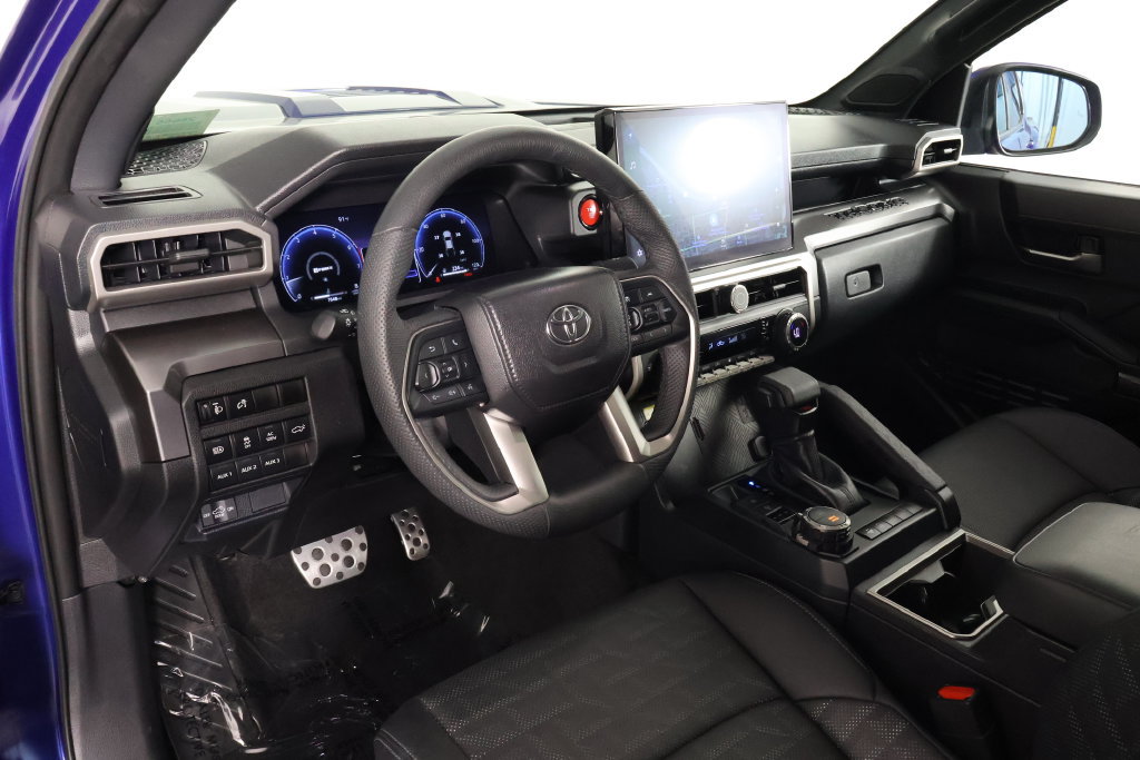 Used 2025 Toyota Tacoma TRD Sport w/ TRD Sport Premium Package AWD/4WD image 7