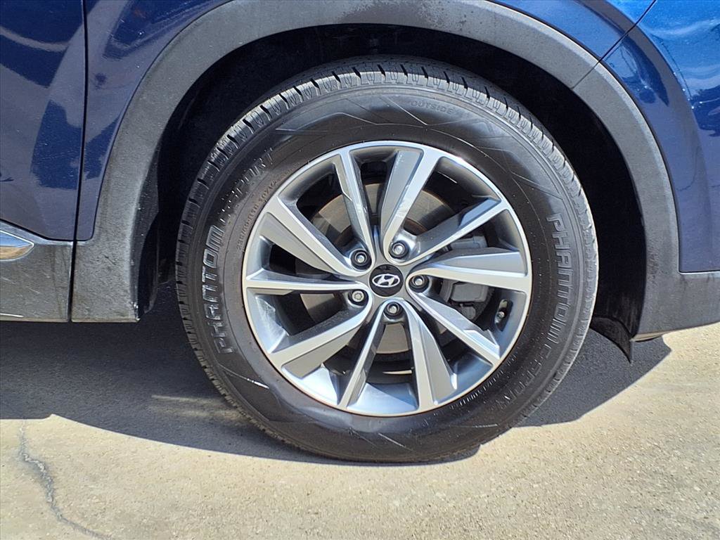 Used 2020 Hyundai Santa Fe Limited w/ Cargo Package image 24