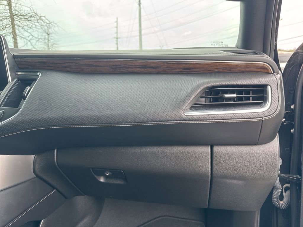 Used 2024 Chevrolet Tahoe Premier AWD/4WD image 22