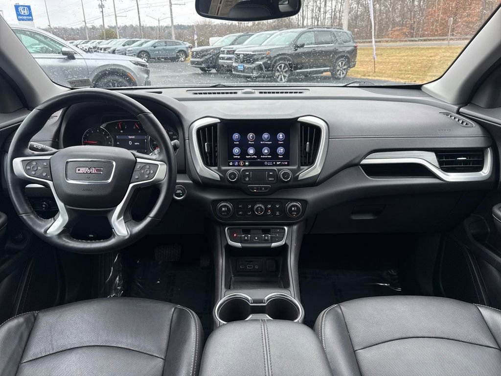 Used 2024 GMC Terrain SLT image 22
