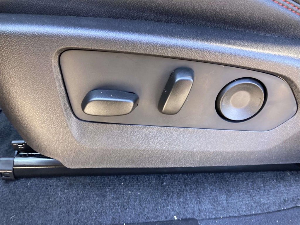 New 2026 GMC Canyon AT4X w/ Off-Road Front Bumper Package image 17