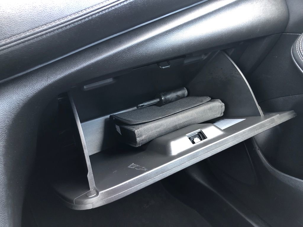 Used 2020 Buick Encore GX Select AWD/4WD image 31