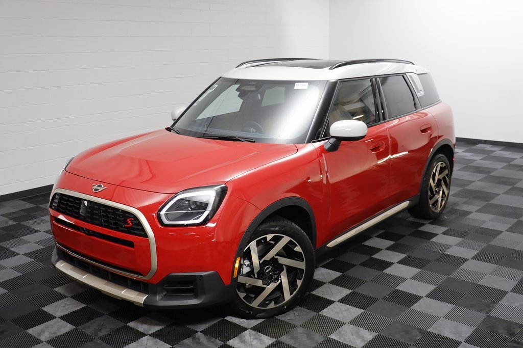 New 2026 MINI Cooper Countryman S w/ Comfort Package Max image 2