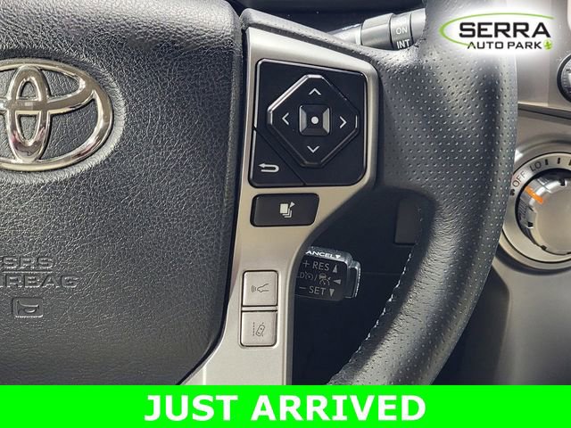 Used 2020 Toyota 4Runner SR5 Premium w/ Moonroof Package AWD/4WD image 28