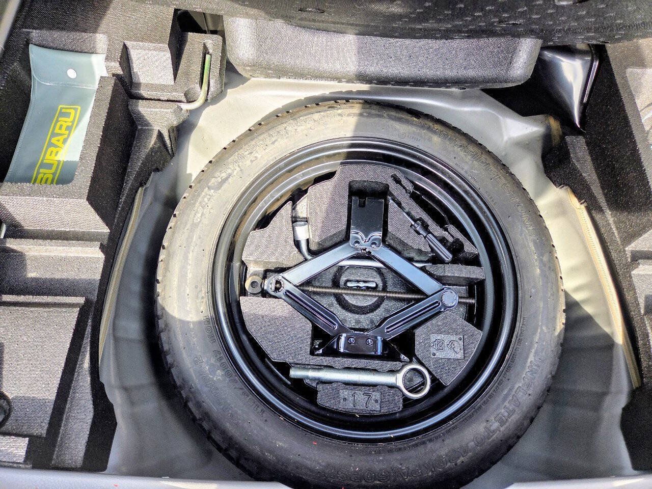 Used 2012 Subaru Forester 2.5X w/ Alloy Wheel Pkg AWD/4WD image 10