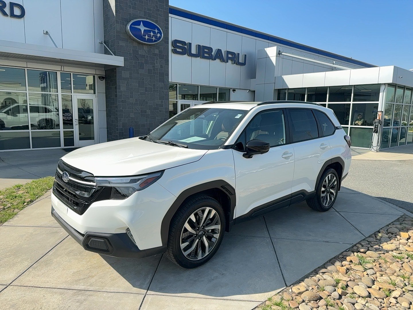 Certified 2026 Subaru Forester Touring w/ Touring Package AWD/4WD image 2