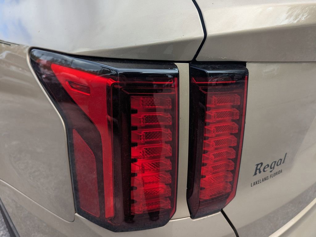 Used 2021 Kia Sorento S image 6