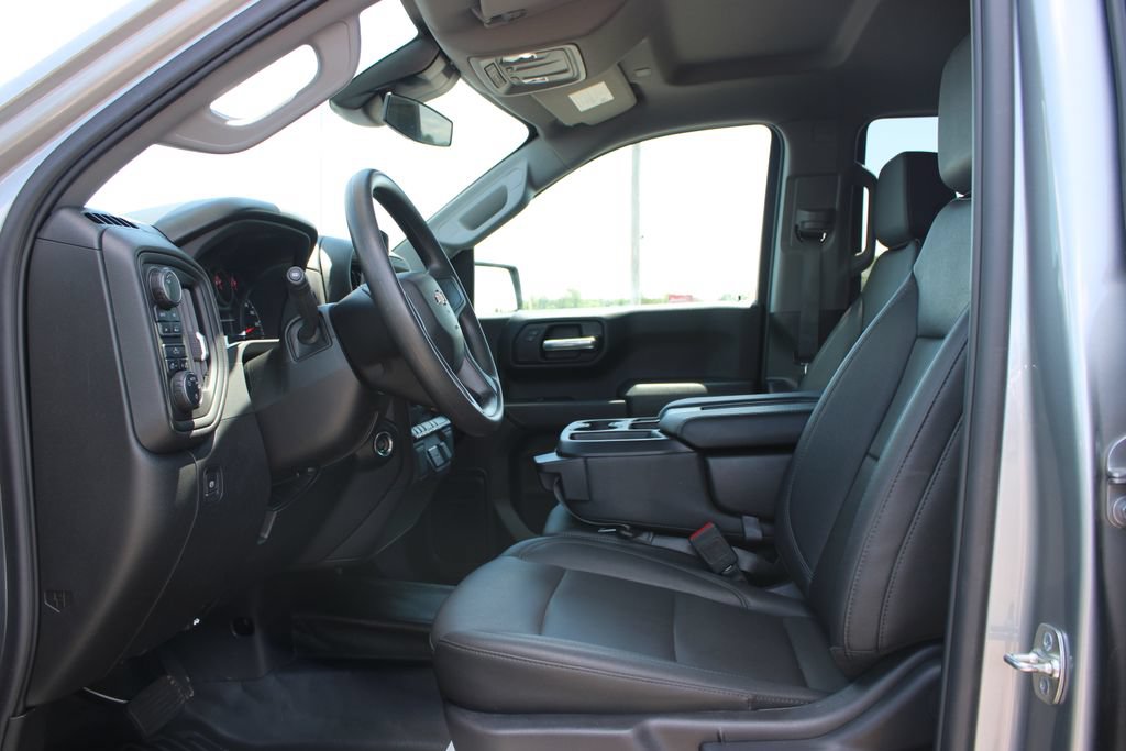 Used 2025 Chevrolet Silverado 1500 W/T w/ WT Value Package AWD/4WD image 23