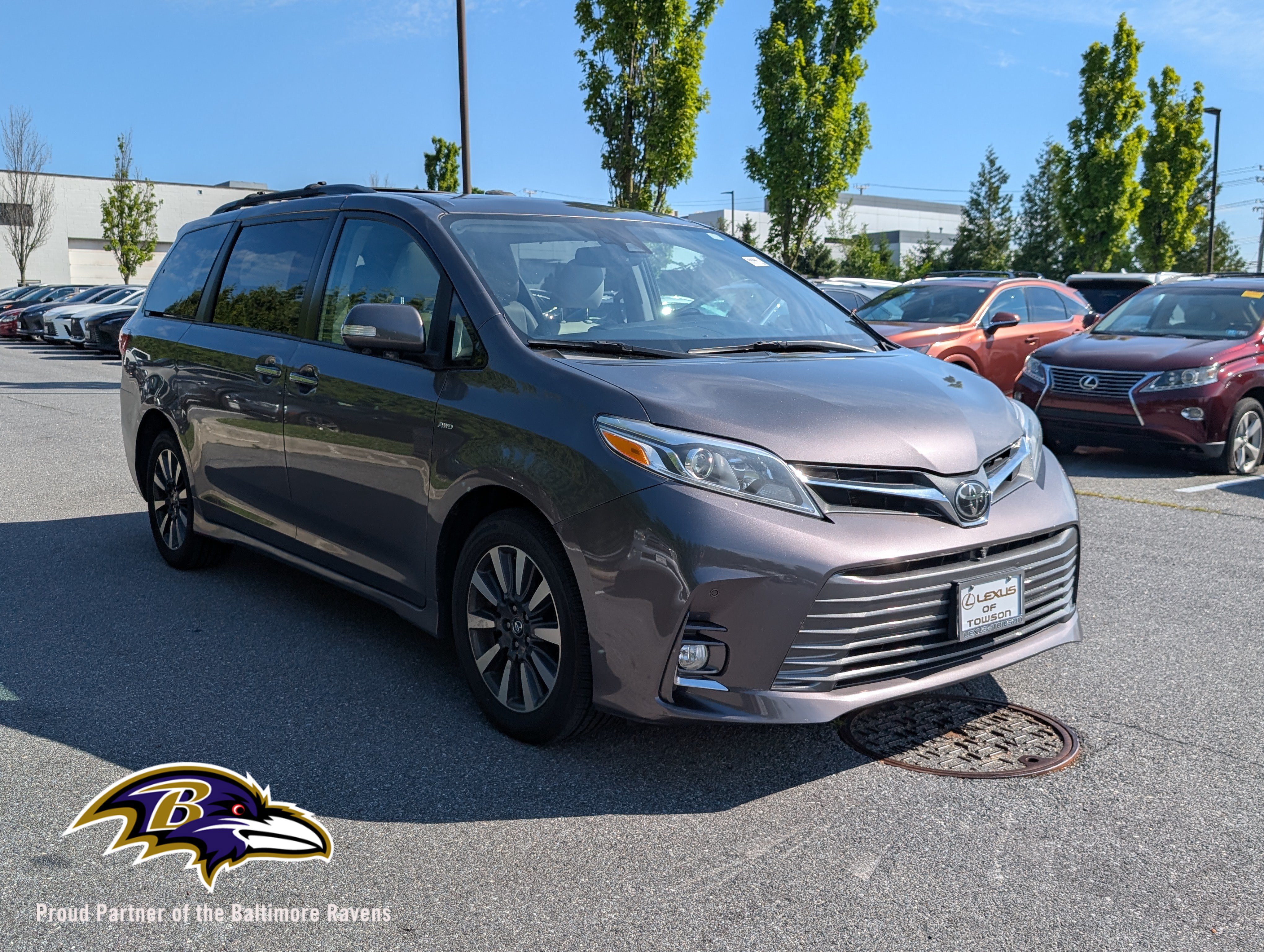 Used 2019 Toyota Sienna Limited Premium AWD/4WD image 1