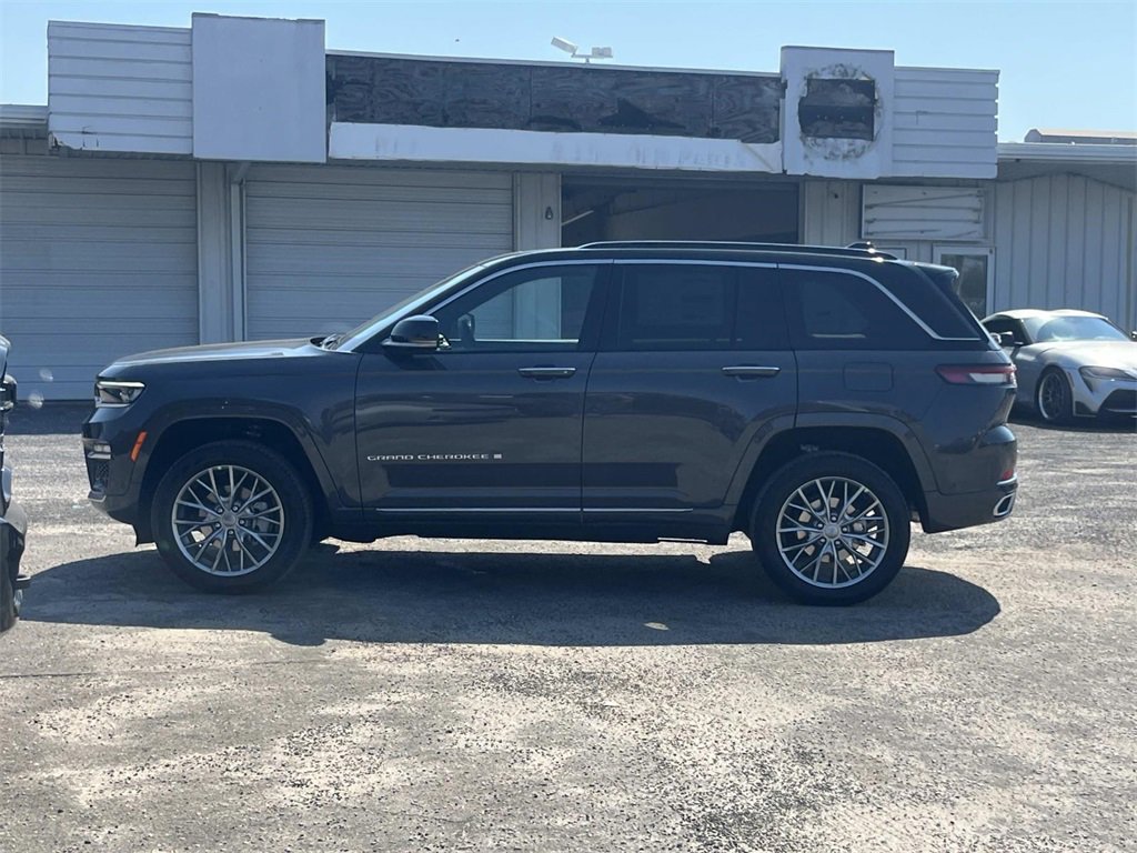 New 2025 Jeep Grand Cherokee Summit video 2