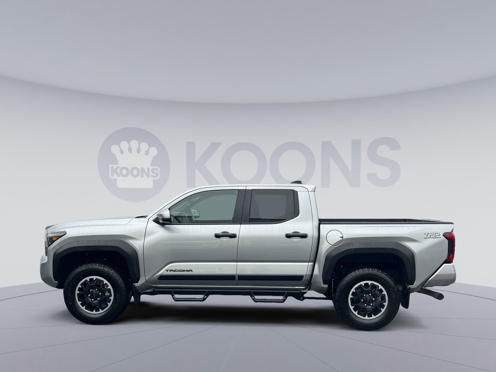 Used 2024 Toyota Tacoma TRD Off-Road w/ TRD Off Road Upgrade Package image 2