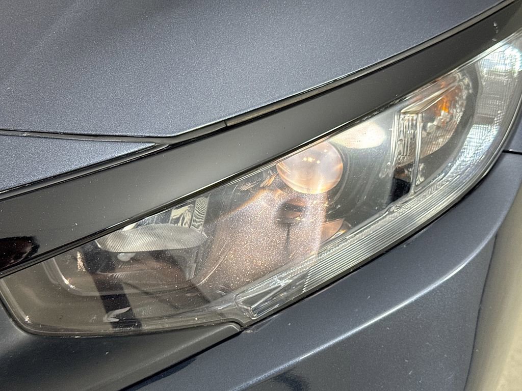 Used 2019 Honda Civic EX image 40