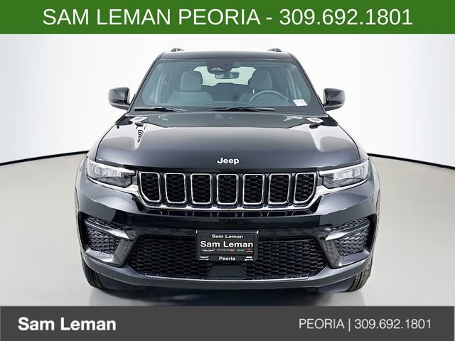 New 2025 Jeep Grand Cherokee Laredo X image 2