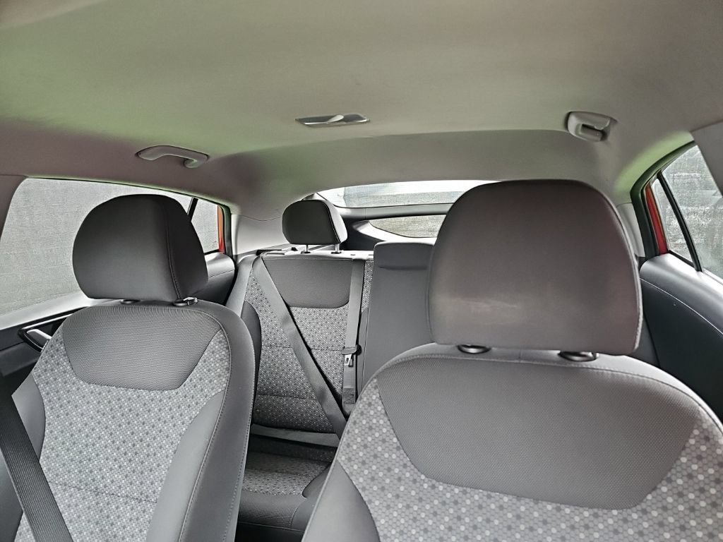 Used 2019 Hyundai Ioniq Blue FWD image 11
